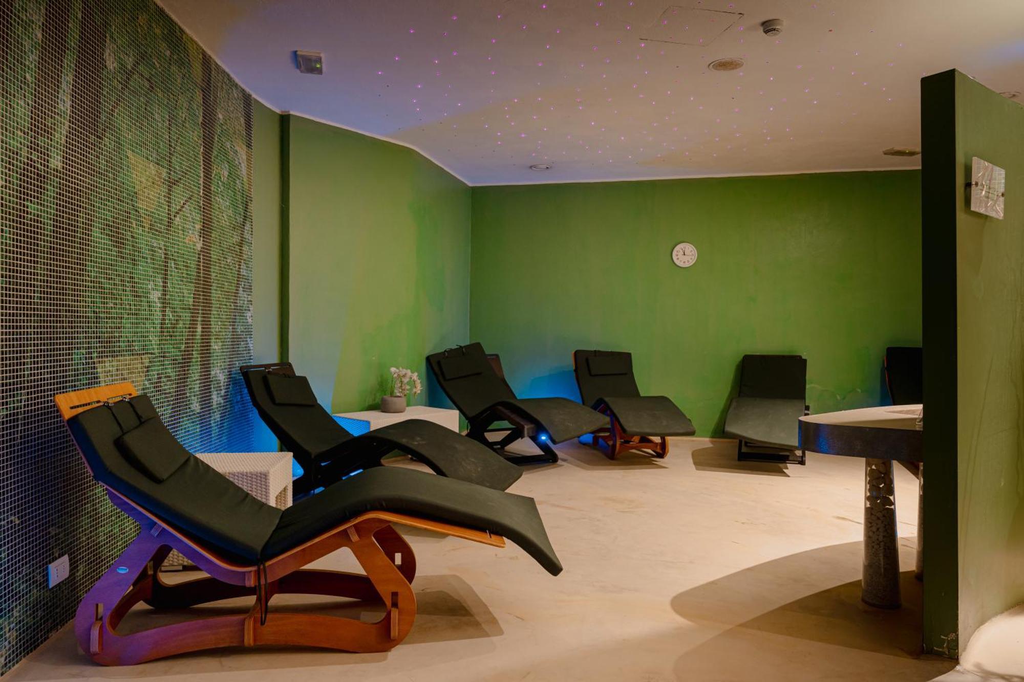 Mercure Олбия Екстериор снимка